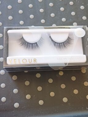Vegan Velour Luxe Lashes - Black False Eyelashes